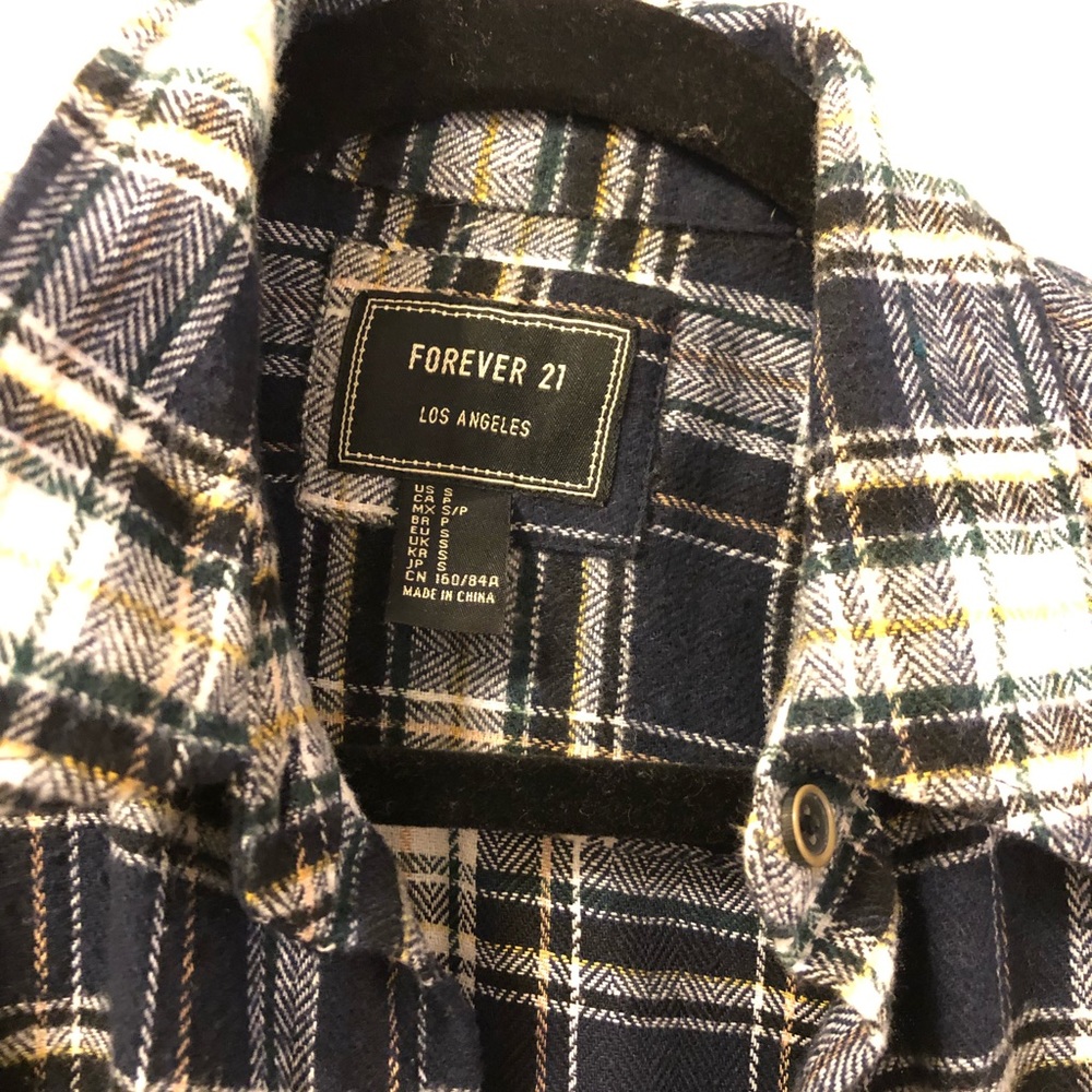 Flannel - Picture 2 of 4